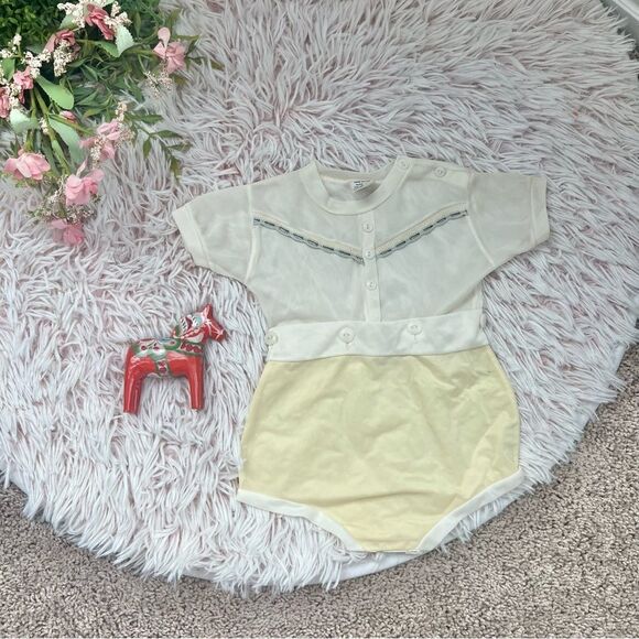 Vintage JC Penney’s ToddleTime Yellow Off White Romper Boy Sz 1/2 14-18 Lbs 6 Mo - Picture 1 of 12